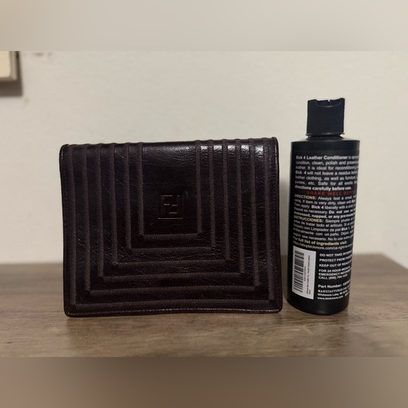 Fendi Vintage Small Leather Crossbody | Italy | COA Included - Picture 5 of 16